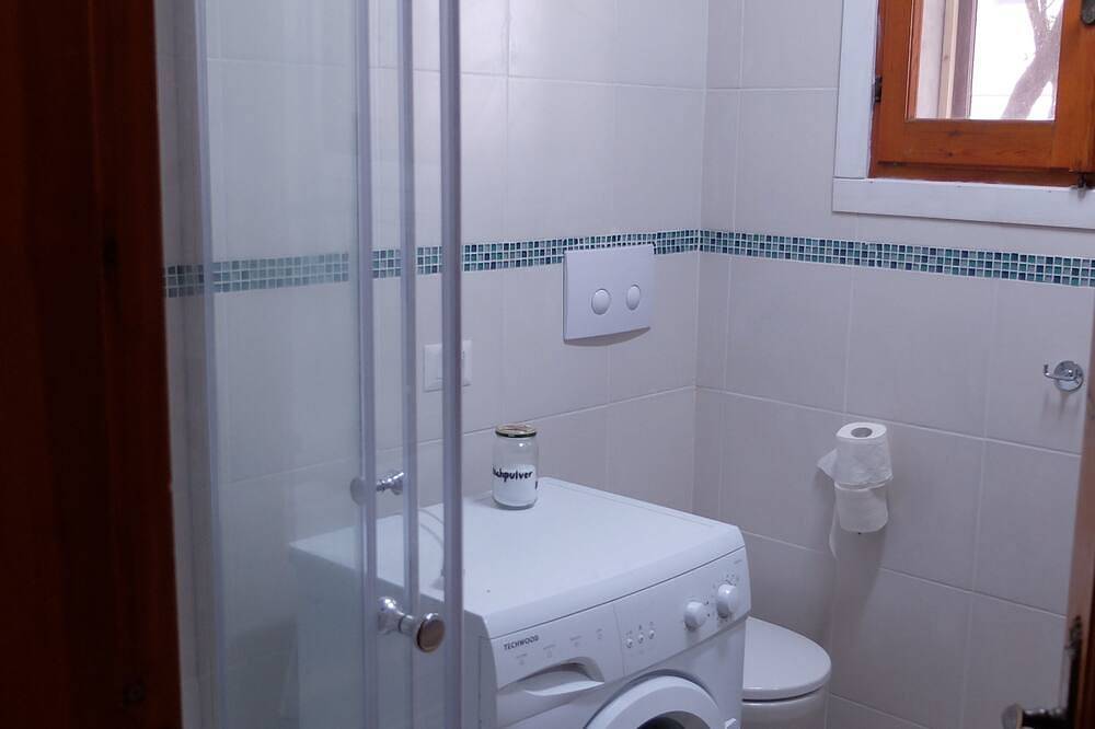 Ganze Wohnung, Casa Heiner und Fee  Ferienwohnung am Meer mit Kajaks; in Cala Girgolu, San Teodoro