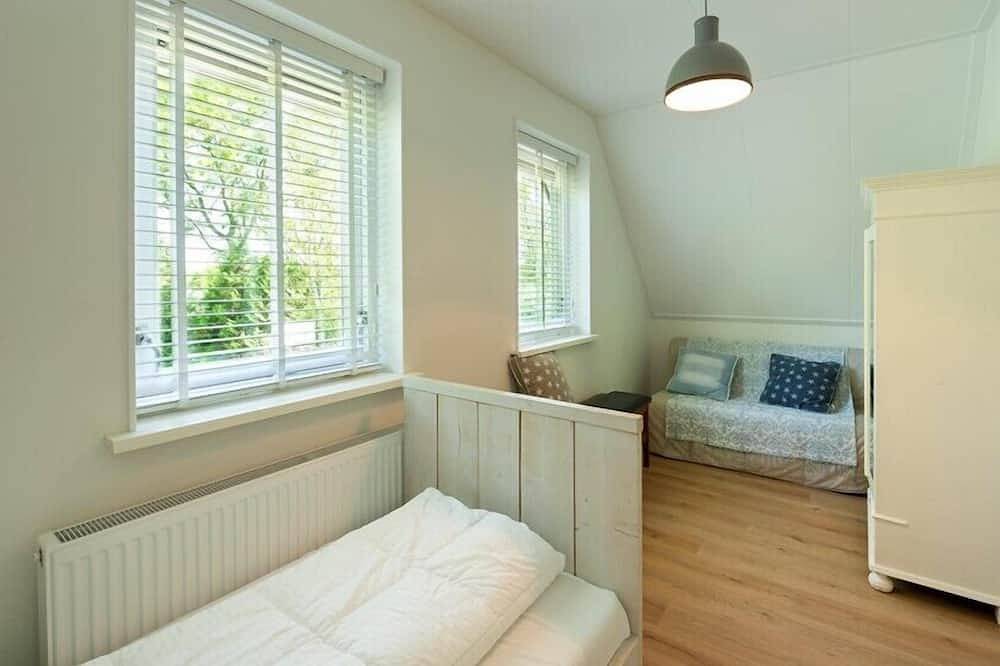 Zuidhoek 6 Luxuriöse Villa auf ruhigem, autofreien  Bungalowpark in Renesse Strand, Renesse