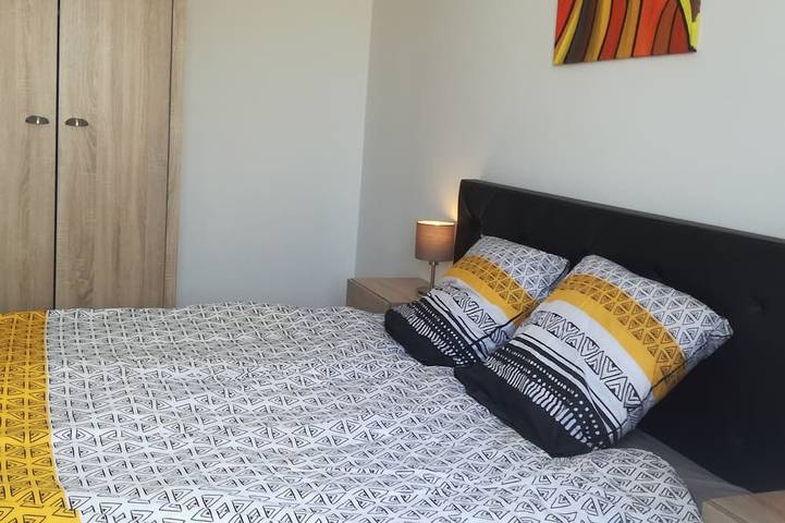 Gîte pour 4 personnes, avec piscine ainsi que terrasse et jacuzzi à Landéda - 4