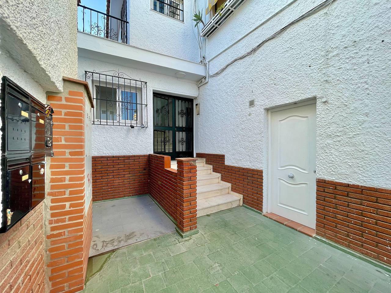 Entire apartment, Apartment in Torremolinos 300 m from beach in Montemar Torremolinos, Torremolinos