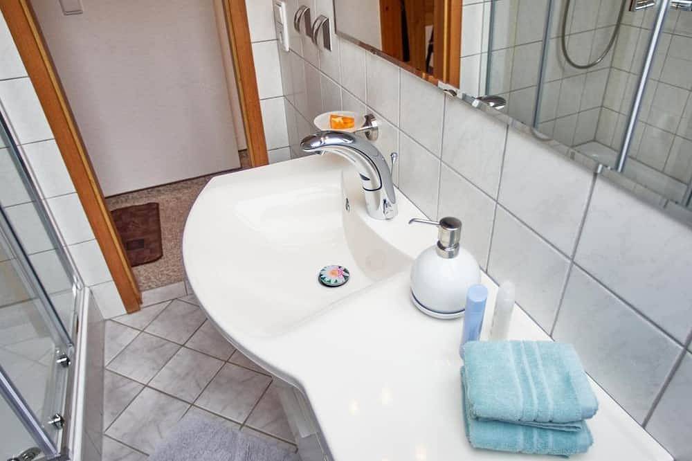 Ganze Wohnung, Ferienwohnungen Heumann - Ferienwohnung Sternedomizil (Eg) in Oybin, Zittauer Gebirge