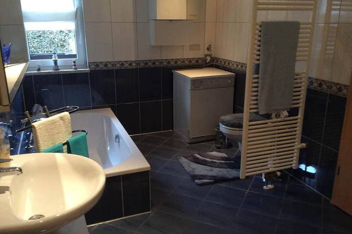 Ganze Wohnung, In Neustrelitz mit Garten und Grill in Neustrelitz, Mecklenburg-Strelitz