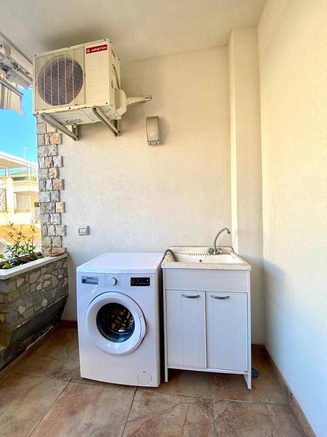 Gîte pour 3 personnes, avec terrasse à San Cataldo - 3