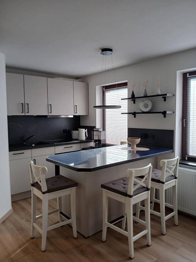 Ferienwohnung für 3 Personen, mit Ausblick und Garten, kinderfreundlich