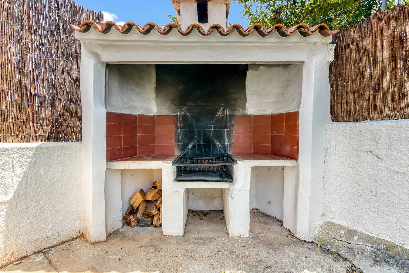 Villa 'Maria Beach' avec piscine privée, Wi-Fi et climatisation in Moravit, Teulada