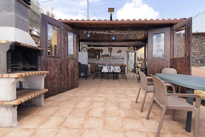 Casa rural para 8 personas, con jardín, Familias con niños en Santa María de Guía de Gran Canaria - 2