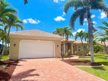Vacation Home for 6 Guests in Cape Coral, Southwest Florida, Picture 1