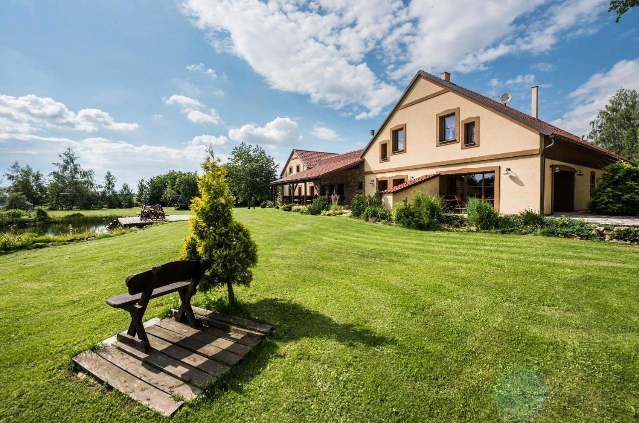 Penzion U Lišky in Neuhaus en omgeving