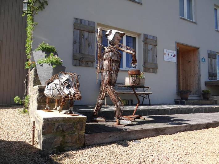 Chambre d’hôte pour 2 personnes, avec terrasse ainsi que jardin et jacuzzi à Bièvre - 3