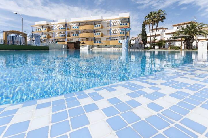 Casa Beatriz - Chalet con piscina compartida en Oliva y Wifi in Oliva, Costa Blanca