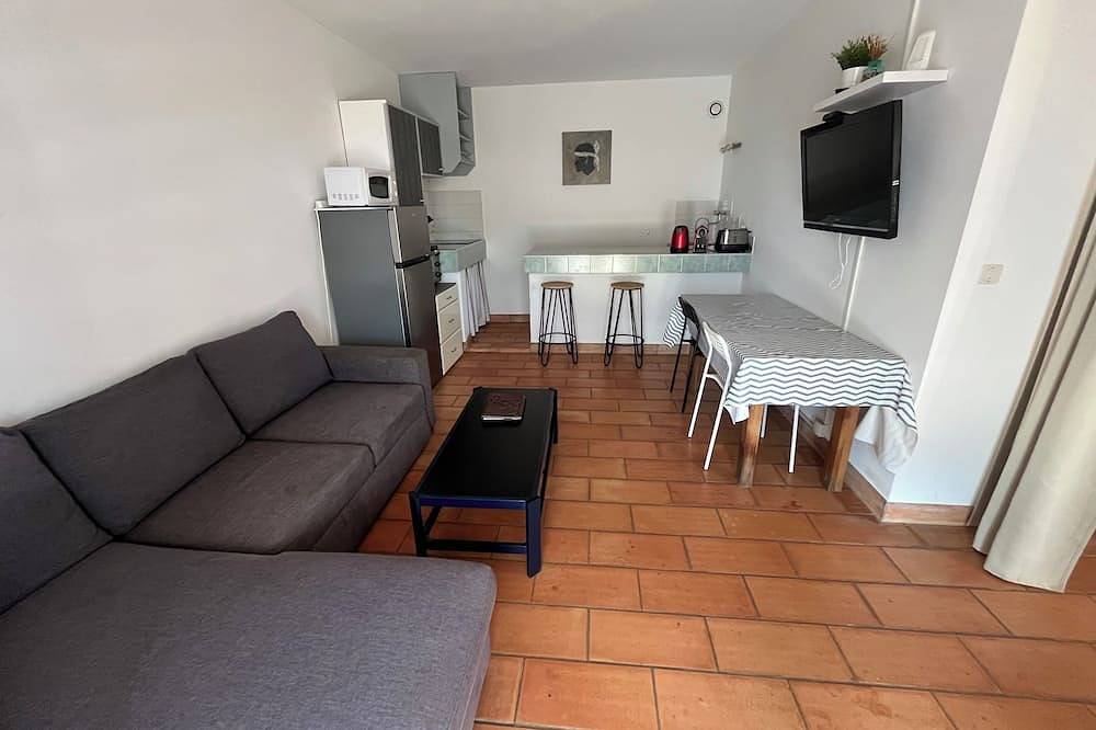 Appartamento intero, Villa al piano terra alla periferia di Ajaccio in Ajaccio, Ajaccio e dintorni