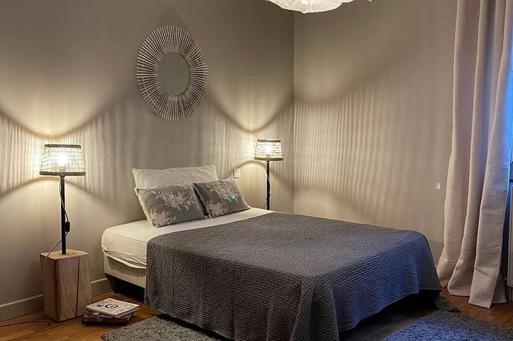 Location de vacances pour 8 personnes, avec terrasse et jardin, animaux acceptés à Burlats - 3