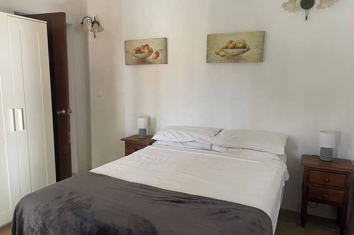 Villa privée récemment rénovée avec vue spectaculaire sur la campagne, piscine privée et jardin in Colmenar, Province de Málaga