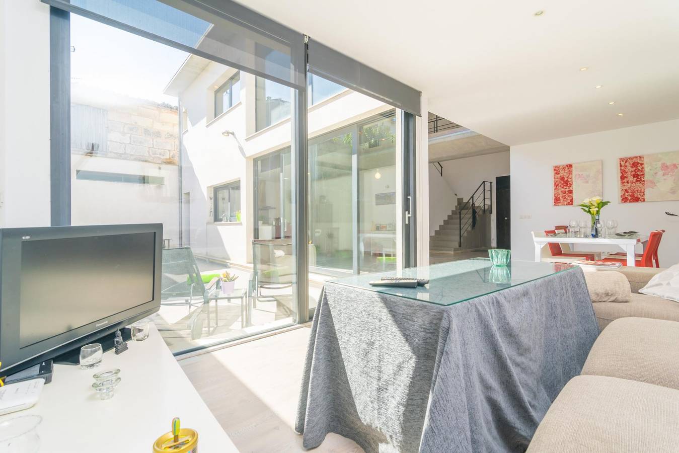 Marte - Chalet with terrace in Sa Pobla. Free Wifi in Sa Pobla, North Majorca