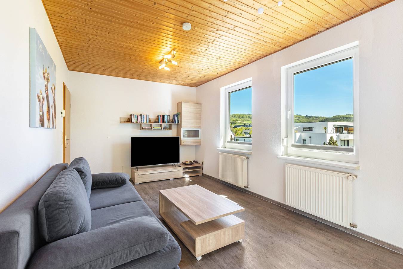 Ganze Wohnung, Apartment 'Im Tal Olsberg' mit Bergblick, privater Terrasse und Wlan in Olsberg, Hochsauerlandkreis