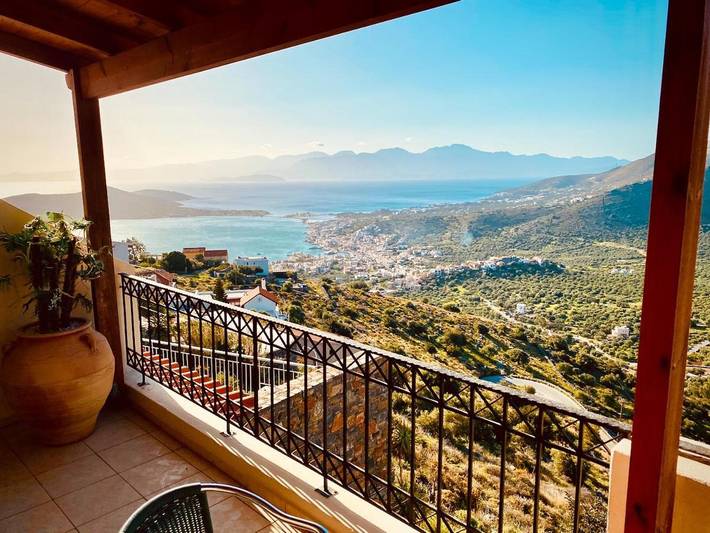 Villa pour 8 personnes, avec vue ainsi que terrasse et piscine dans Elounda - 2