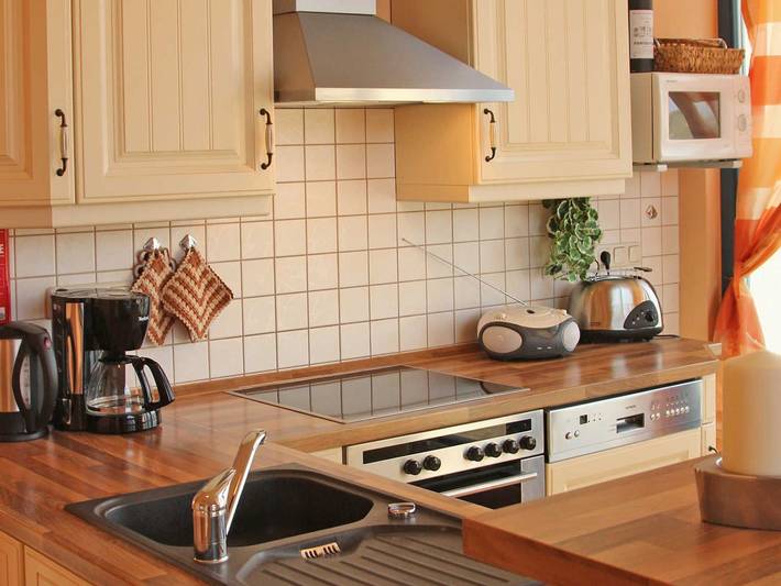 Ferienwohnung für 5 Personen, mit Balkon und Seeblick, kinderfreundlich in Börgerende-Rethwisch - 2