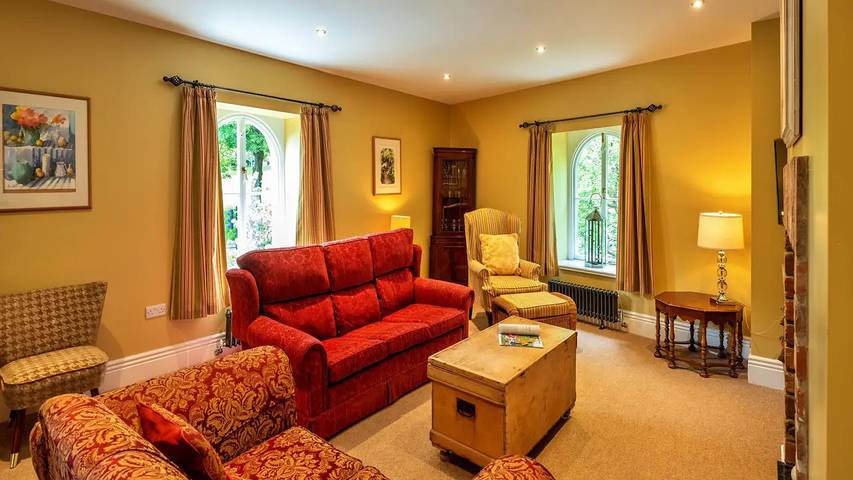 Holiday letting for 7 people, with terrace in Buxton