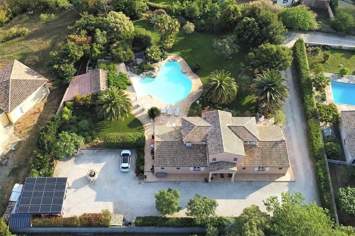 Ferienhaus für 12 Personen, mit Whirlpool und Garten - 1