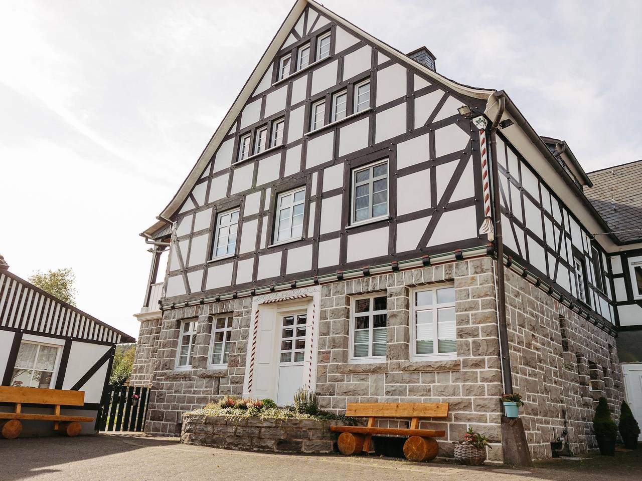Ganze Wohnung, Ferienwohnung 'Wennetal' mit Gemeinschaftsterrasse, Gemeinschaftsgarten und Wi-Fi in Schmallenberg, Hochsauerlandkreis