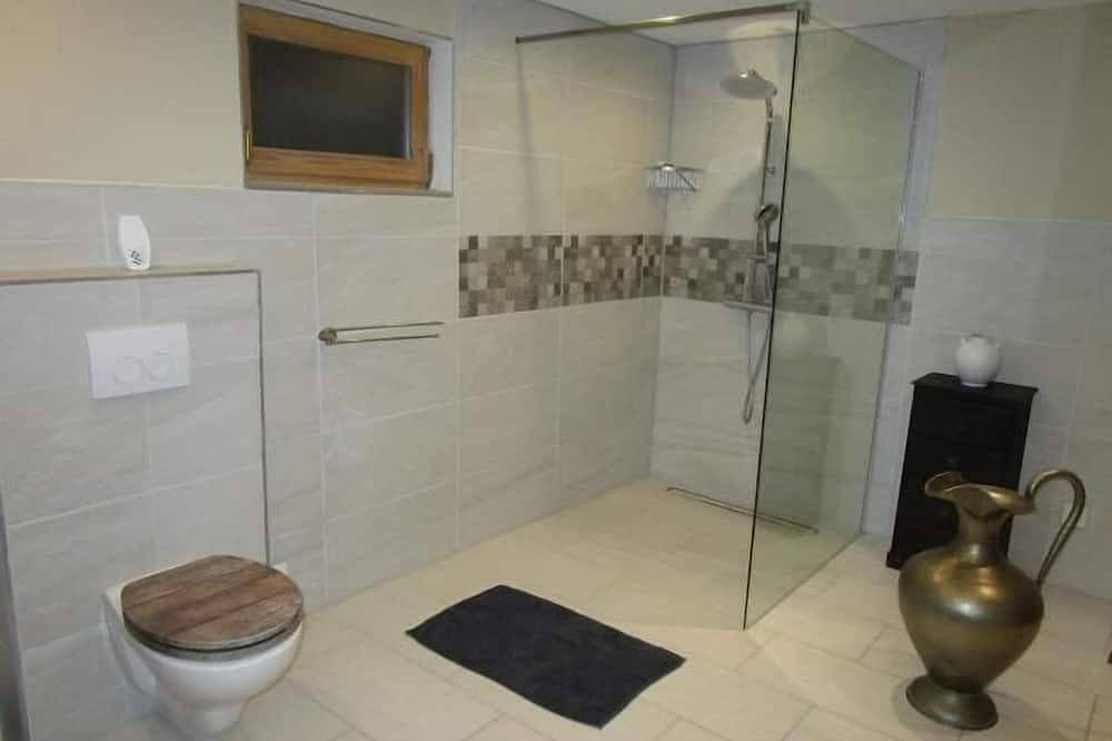 Apartamento inteiro, Chalet Waldstadl with hut character in Arnbruck, Baviera Oriental