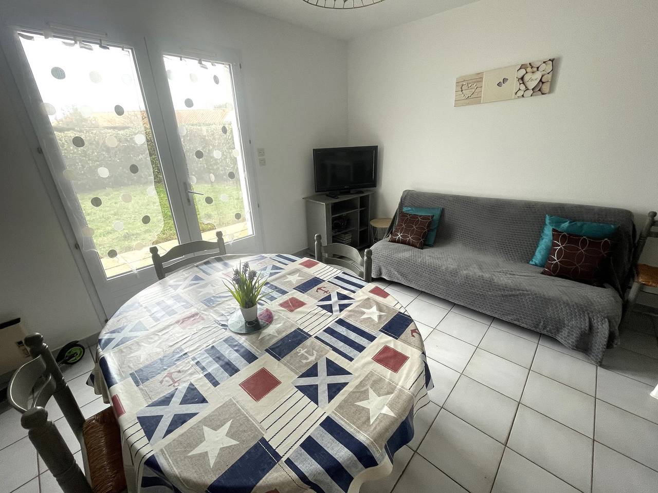 **Cozy House Near Beach and Town Center with Private Garden** in La Tranche-sur-Mer, Vendée