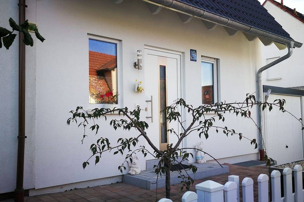 Ganze Wohnung, München Waldperlach , ruhig und sehr schöne Wohnung in München Perlach, München