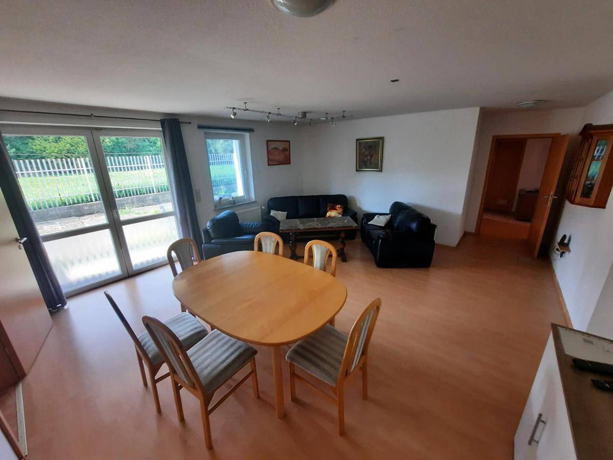 Twin Room with Garden View in Herrenhausen-Stöcken, Hannover