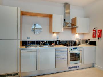 Holiday Rental for 2 People in Newcastle upon Tyne, North East England, Photo 3