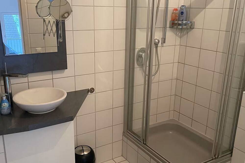 Ganze Wohnung, Loft mit Kamin – außergewöhnliches Apartment mit Charme in Karlsdorf-Neuthard, Rheinebene