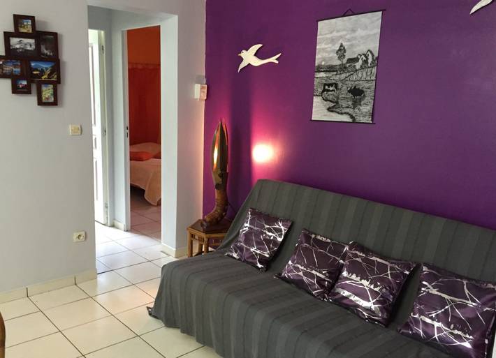 Gîte pour 10 personnes, avec piscine ainsi que jardin et terrasse, animaux acceptés sur l' Île de la Réunion - 2