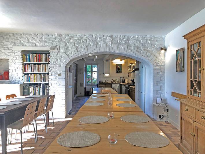 Gîte pour 30 personnes, avec jardin et terrasse, animaux acceptés en France - 4