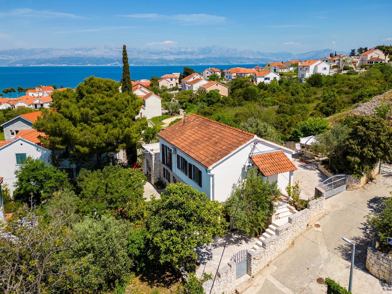 3-Zimmer-Haus mit Terrasse und Meerblick Sutivan (Brac in Sutivan, Brac