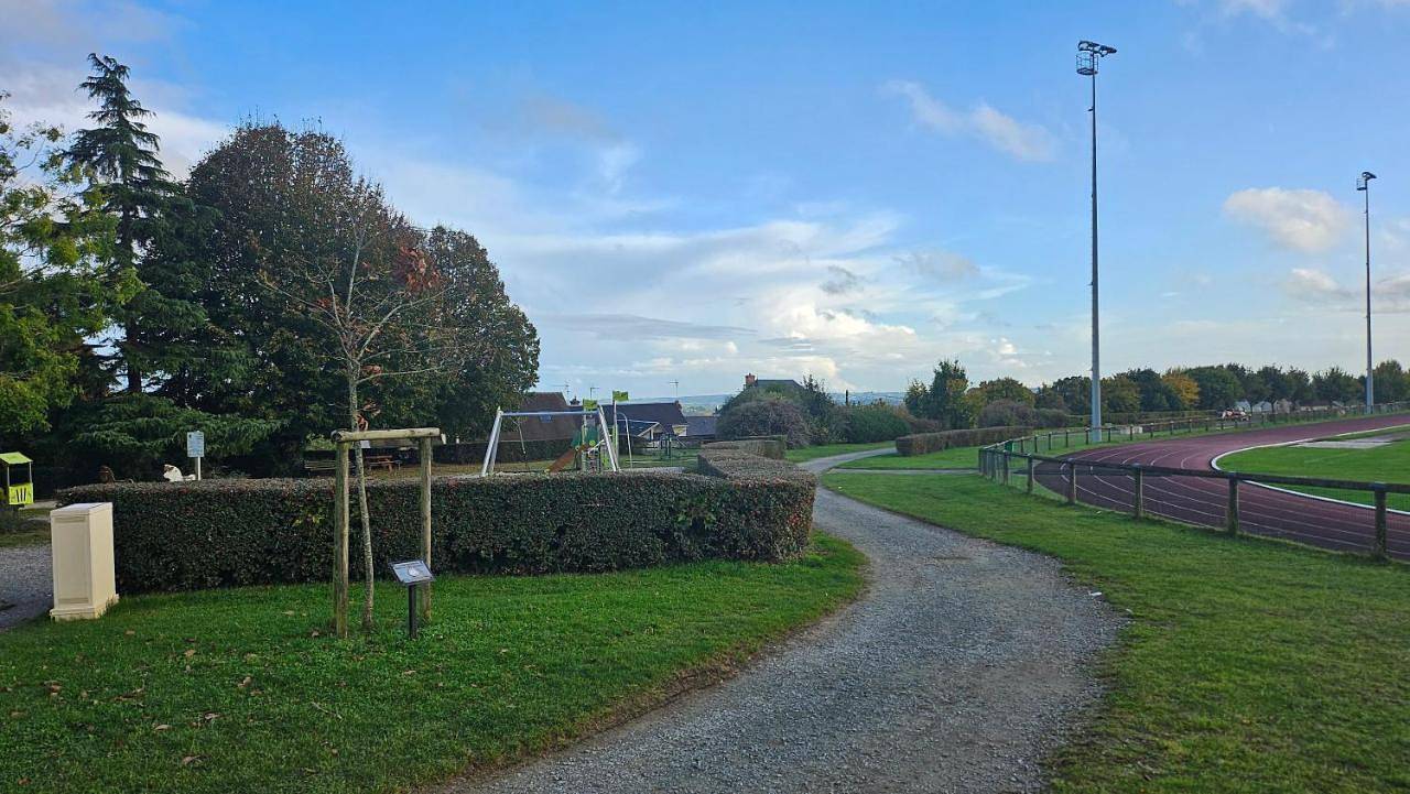 Appartement entier, Studio de l'Hippodrome in Mortagne-au-Perche, Parc naturel régional du Perche