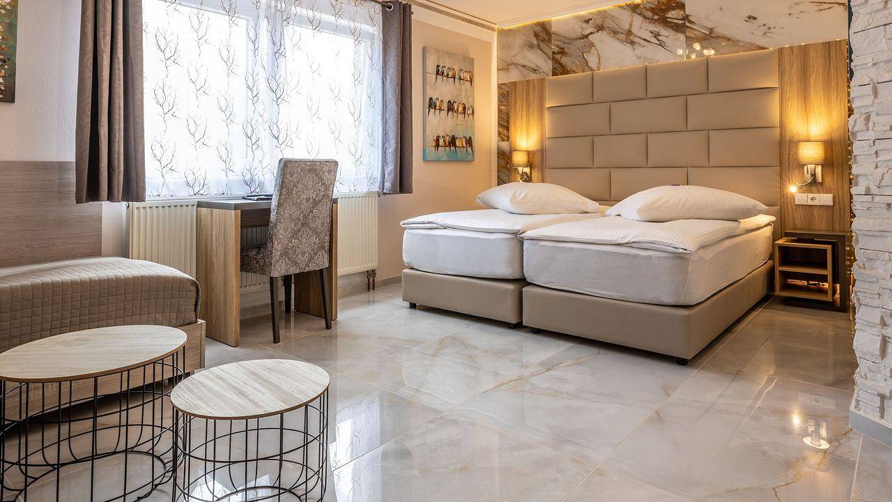 Doppelzimmer für 2 Personen in Tübingen in Tubinga, Neckar-Alb