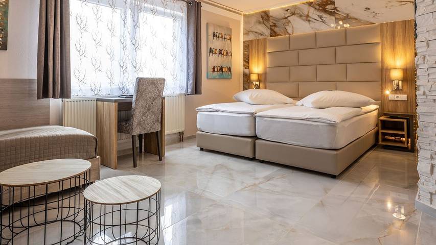 Ferienwohnung für 2 Personen, mit Terrasse in Tübingen