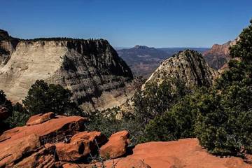 Log Cabin for 4 Guests in Zion National Park, Kane County, Picture 4