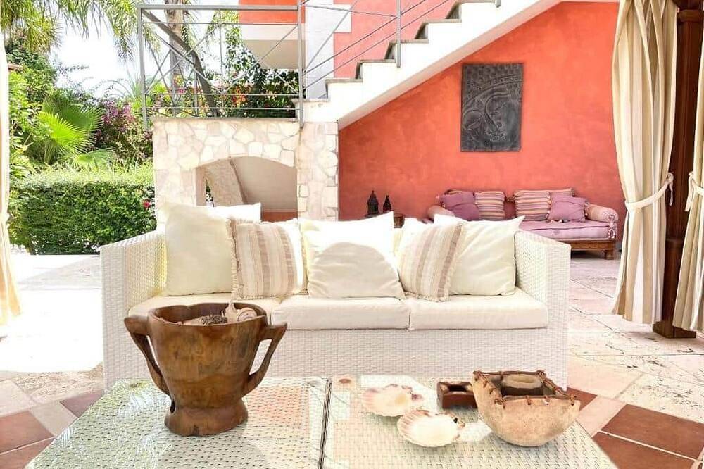 Villa Maris, first floor apartment for 4/5 people in Faro Capo Vaticano, Vibo Valentia Provinz