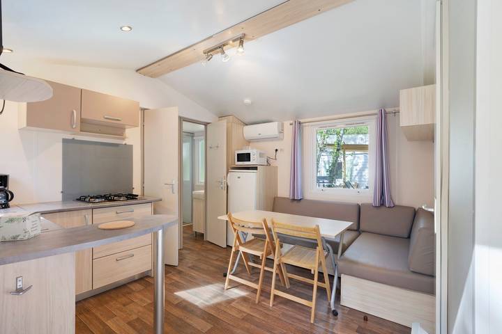 Mobil home pour 4 personnes, animaux acceptés à Saint-Martial-de-Nabirat - 2
