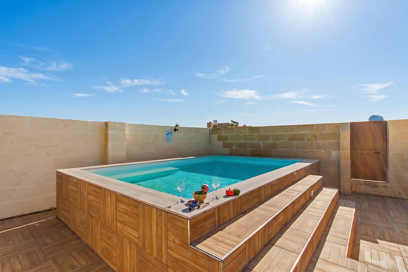 Nadurin, Gozitan villa 7 Bedr. & 2 Pools in Nadur, Gozo