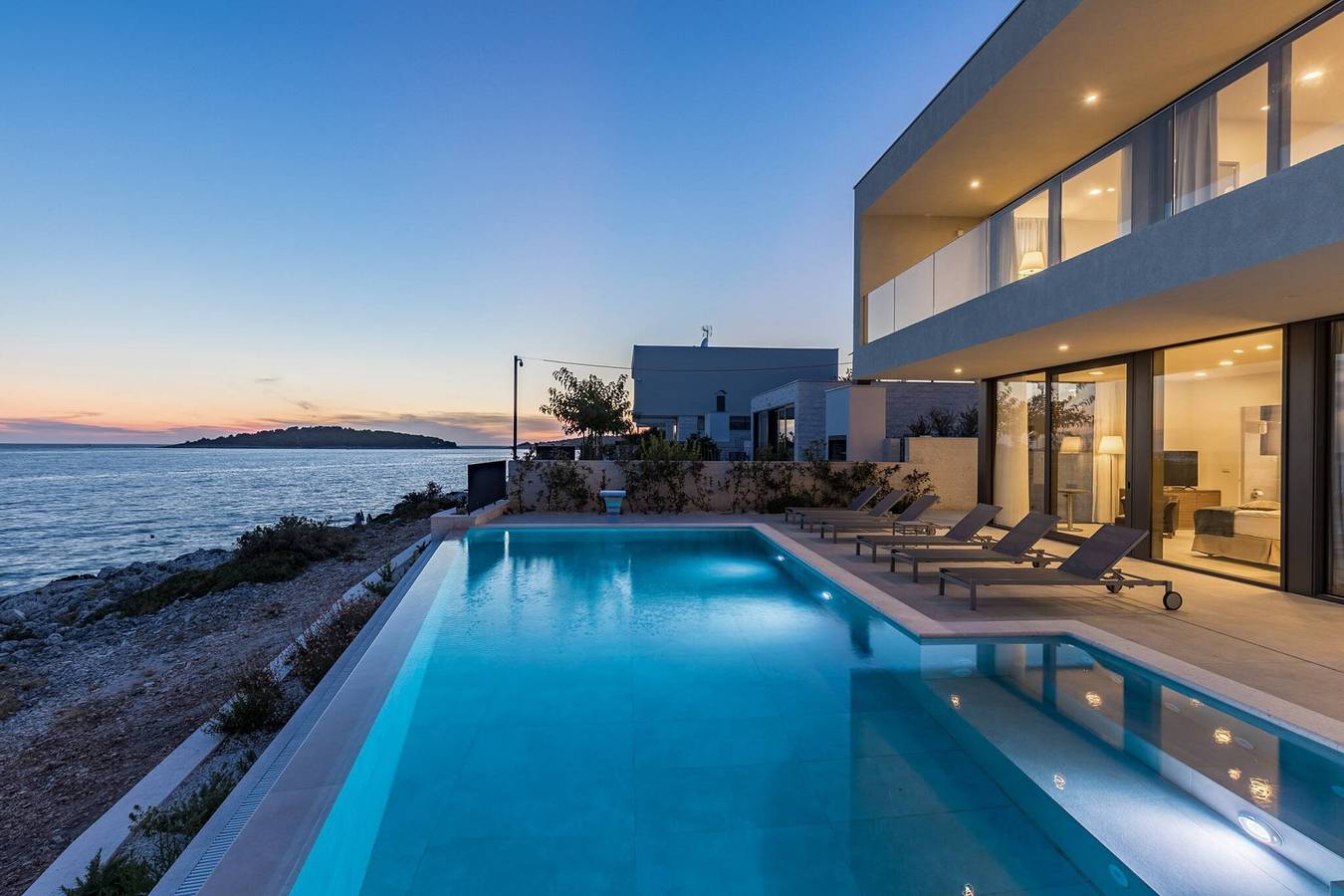 Luxury Villa Supreme Rogoznica 3 with Heated Pool in Rogoznica, Šibenik-Knin