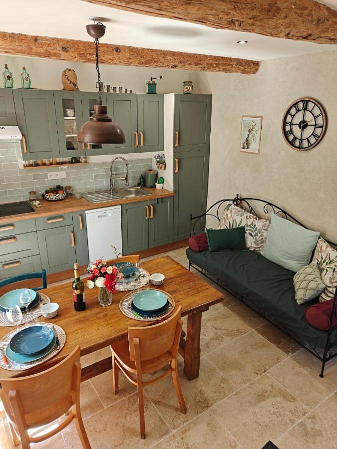 Location de vacances pour 4 personnes, adapté aux familles à Azille - 3