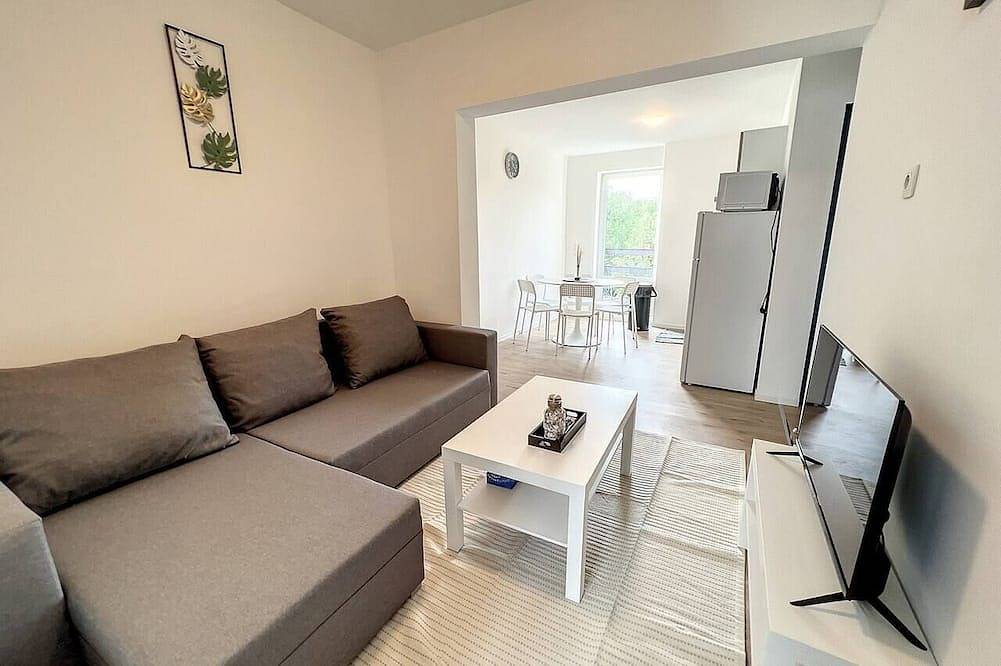 Geheel appartement, Station 173 C Bruxelles-charleroi-airport in Ransart, Charleroi