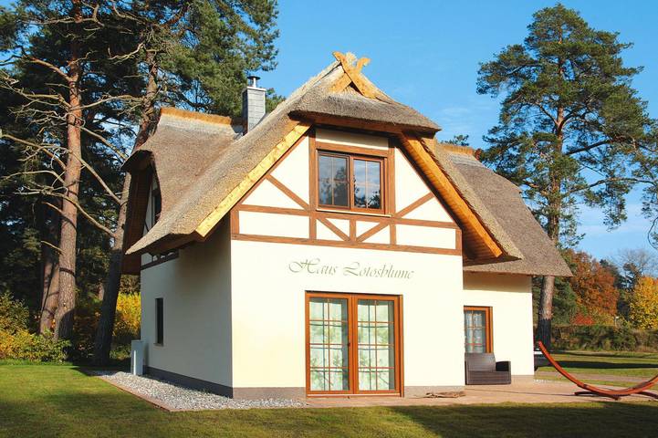 Ferienhaus für 6 Personen, mit Terrasse und Sauna sowie Garten in Zirchow - 3