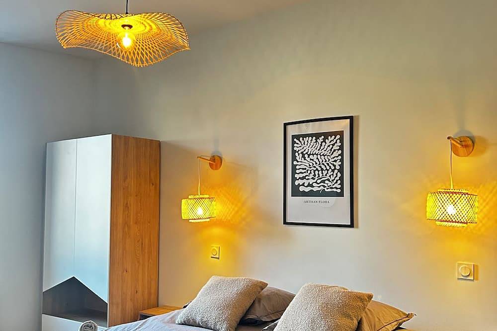 Entire apartment, Le paisiblement votre, 3 Bedrooms in Montauban, Tarn-et-Garonne