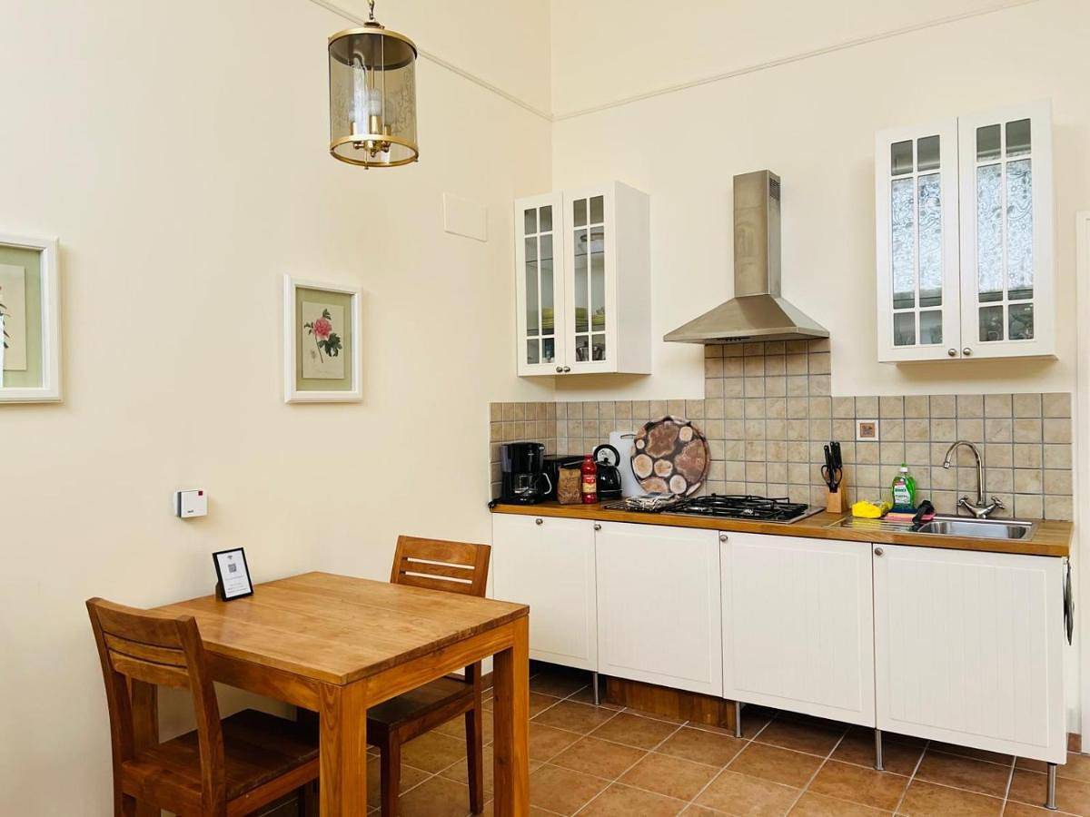Appartamento intero, One-Bedroom Apartment in Cupramontana, Provincia di Ancona