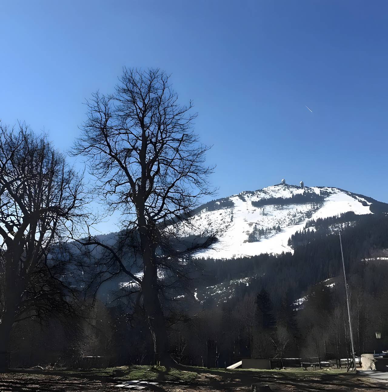 Apartment in einem Hotel '5' mit Bergblick, privater Terrasse und Wlan in Lindberg, Ostbayern