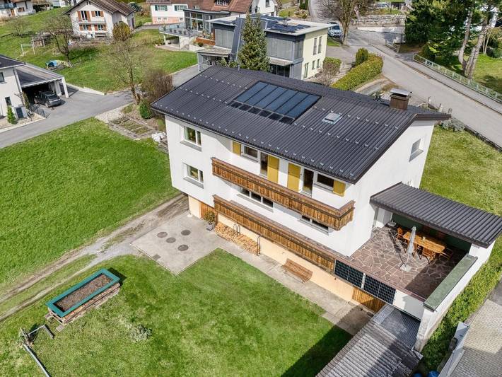 Ferienhaus für 8 Personen, mit Balkon