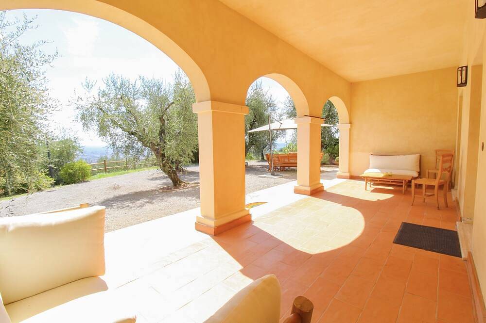 Villa Poggio Scalette: Elegance meets comfort amidst the olive trees in Montecatini-Terme, Pistoia Provinz