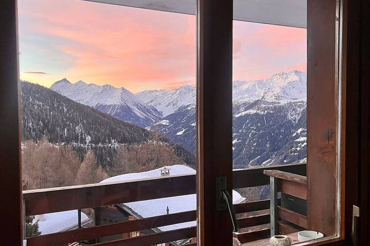 Ganze Wohnung, Charmant studio pour 2 personnes situé au premier sous-sol de la résidence Soleil 2000 B à Chandolin in Chandolin, Anniviers